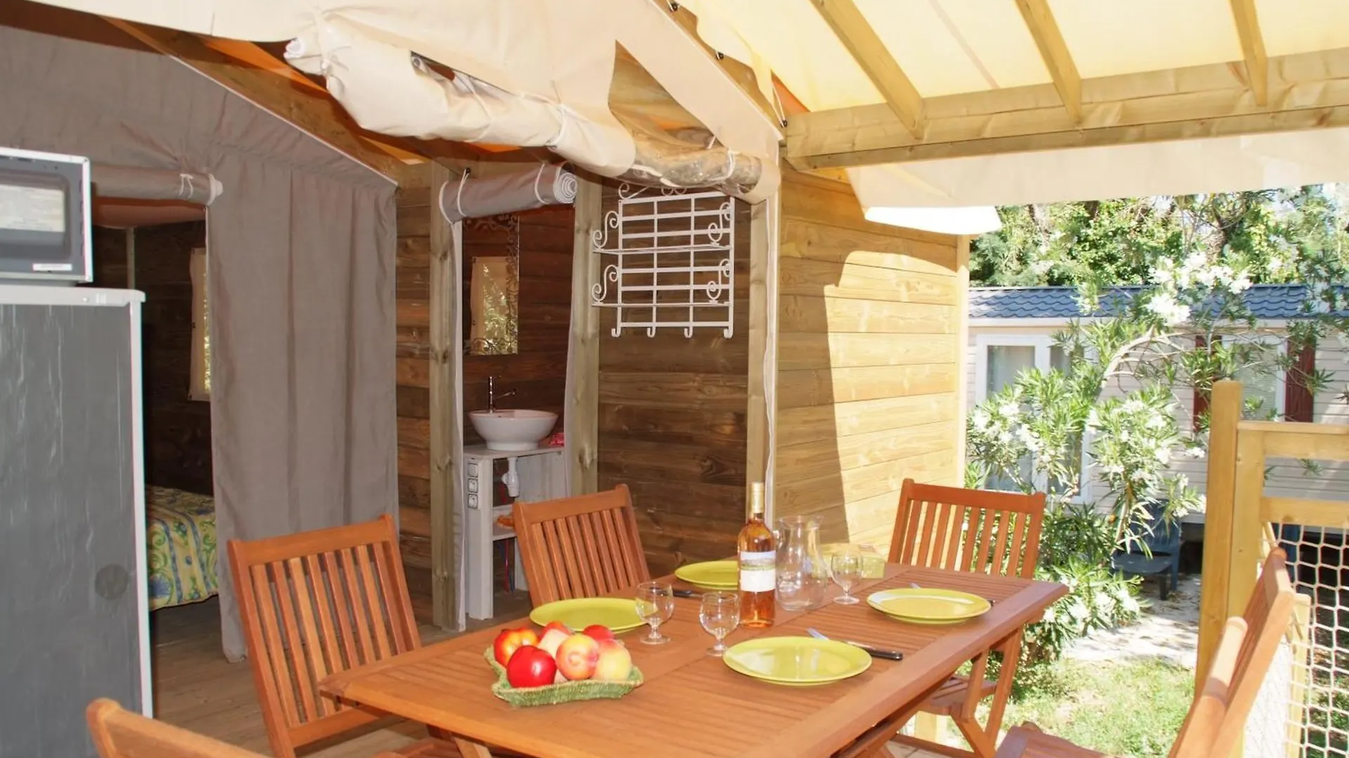 Camping Les Pecheurs - Maeva Roquebrune-sur-Argens France