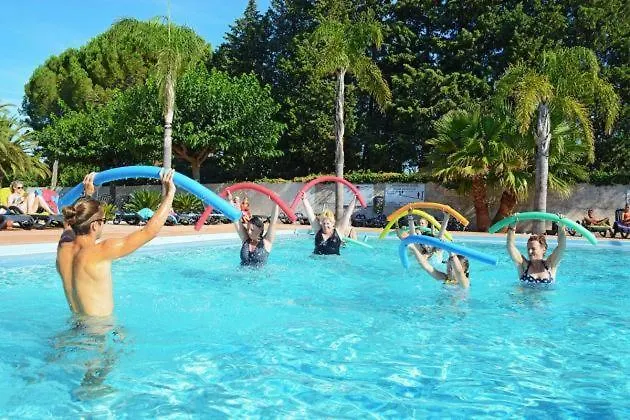 Campsite Camping Les Pecheurs - Maeva Roquebrune-sur-Argens