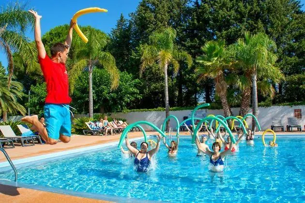 Camping Les Pecheurs - Maeva Roquebrune-sur-Argens