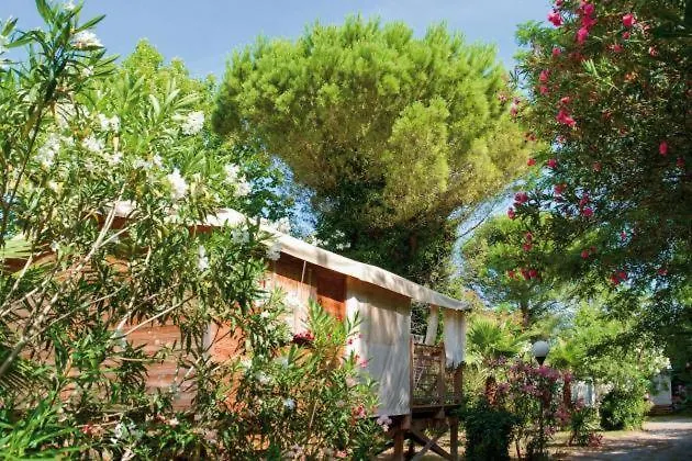 Camping Les Pecheurs - Maeva Roquebrune-sur-Argens