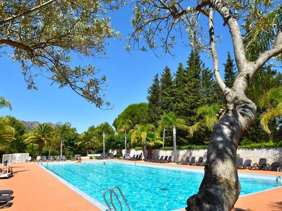 Camping Les Pecheurs - Maeva contacts